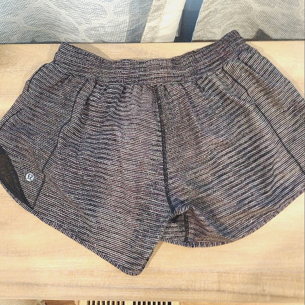 Lululemon x Peloton hotty hot shorts
